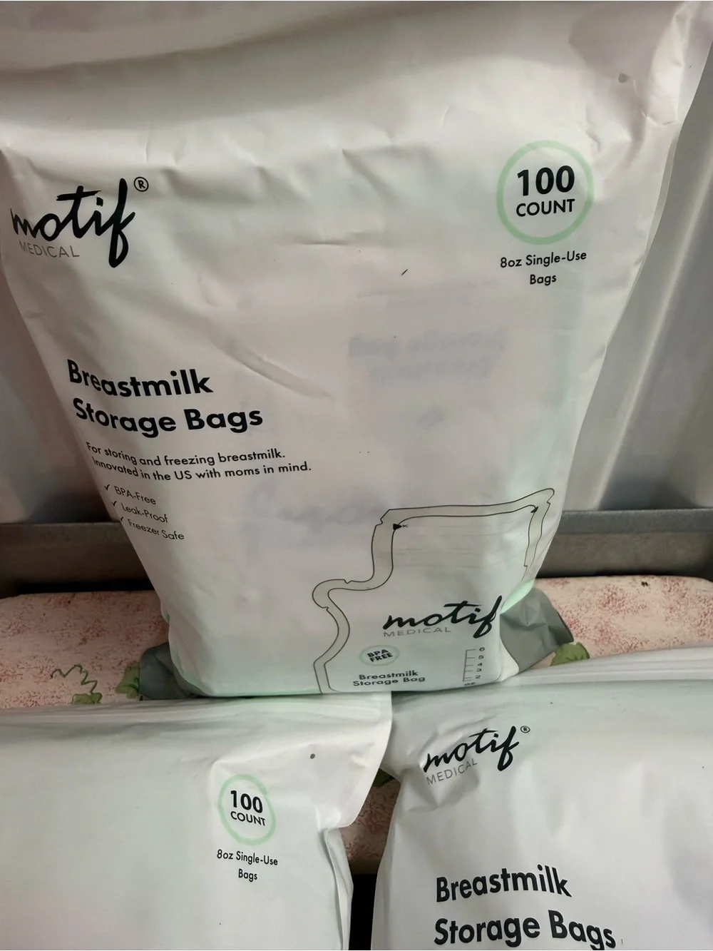 motif Breastmilk Storage Bags - White & Light Gray (3 Packs) 300